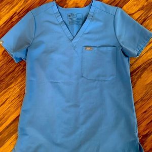 Figs One pocket scrub top. Size extra small